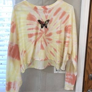 BNWTs RVCA crop butterfly top